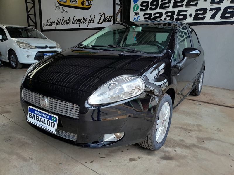 Veculo: Fiat - Punto - Essence 1.8 Aut. 4P. em Ribeiro Preto