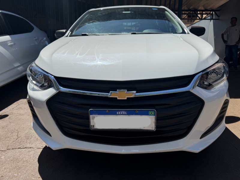 Veculo: Chevrolet (GM) - Onix - 1.0 em Sertozinho