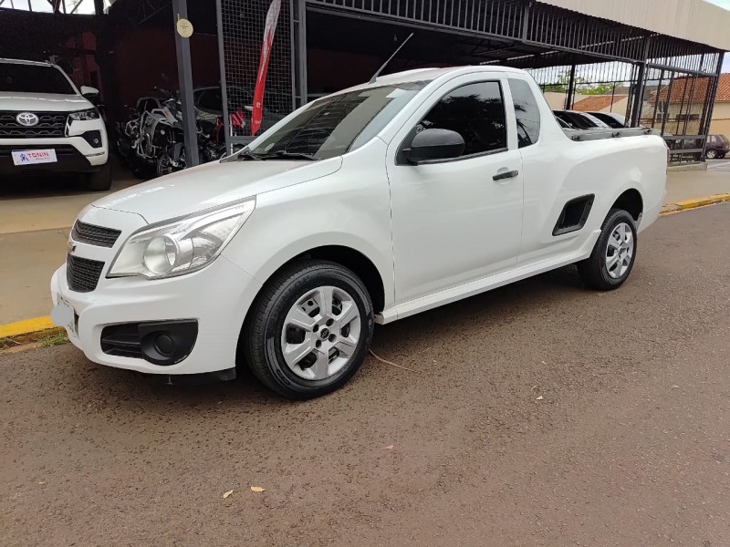 Ve�culo: Chevrolet (GM) - Montana - LS 1.4 em Orl�ndia