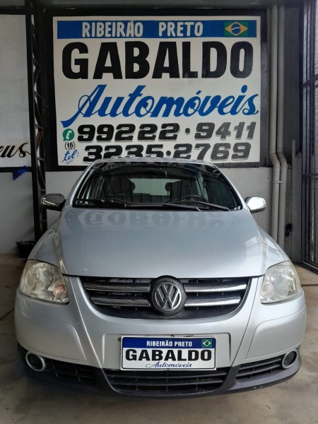 Veculo: Volkswagen - Fox - 1.0 em Ribeiro Preto