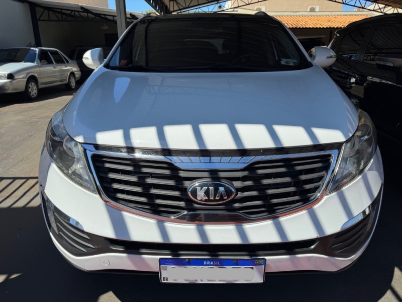 Ve�culo: Kia - Sportage - EX em Sert�ozinho
