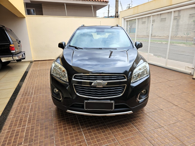 Ve�culo: Chevrolet (GM) - Tracker - LTZ AUTOM�TICA COM TETO em Orl�ndia