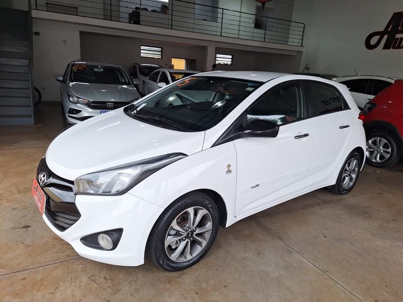 Ve�culo: Hyundai - HB 20 - Copa do Mundo 1.6 Aut. 4P. em Ribeir�o Preto