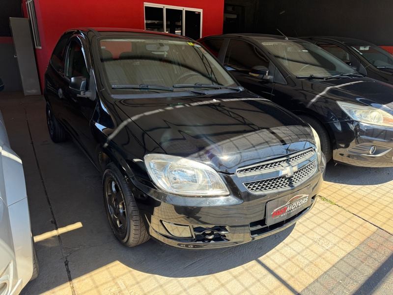 Ve�culo: Chevrolet (GM) - Celta - LS 2P.  em Ribeir�o Preto
