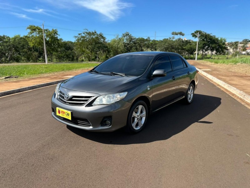 Ve�culo: Toyota - Corolla - GLI  FLEX AUTOMATICO COMPLETO em Sert�ozinho
