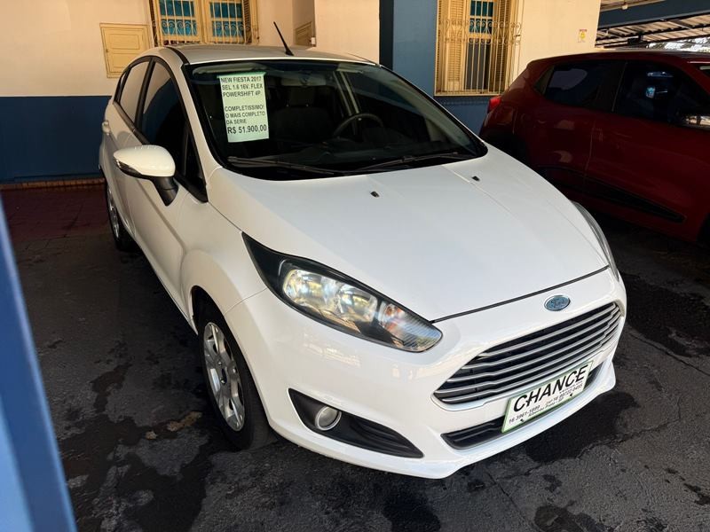 Ve�culo: Ford - Fiesta Hatch - SEL 1.6 Aut. 4P.  em Ribeir�o Preto