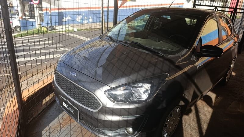 Ve�culo: Ford - Ka - SE 1.0 4P.  em Ribeir�o Preto