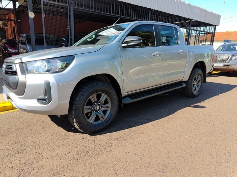 Ve�culo: Toyota - Hilux - SR 4X4 CD 2.8 Aut. 4P.   em Orl�ndia