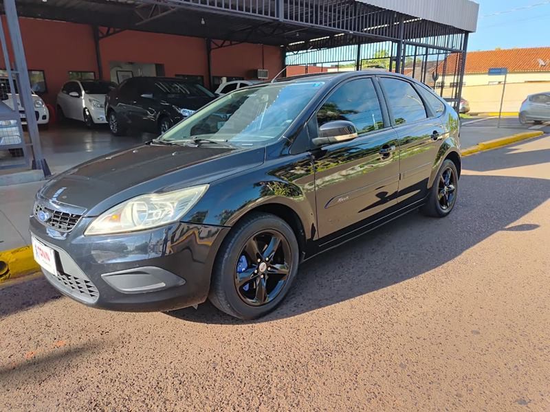 Ve�culo: Ford - Focus - 1.6 4P.  em Orl�ndia