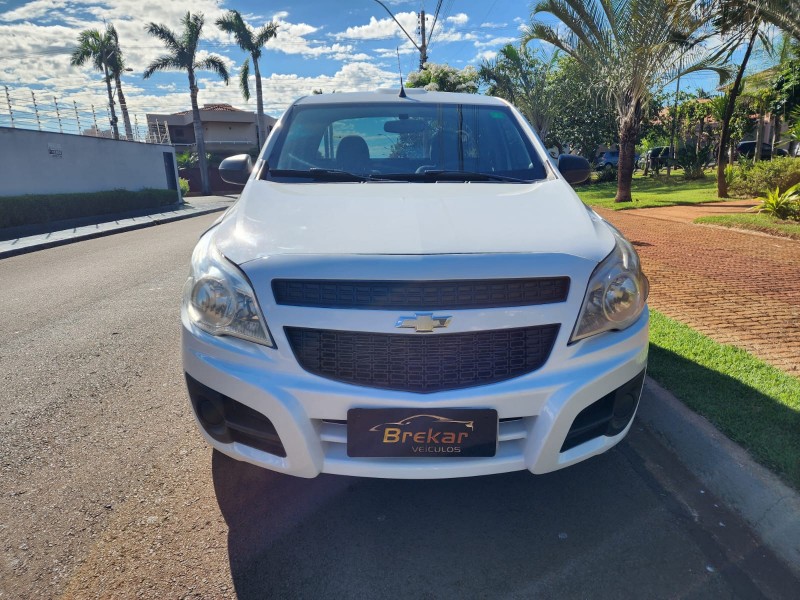 Ve�culo: Chevrolet (GM) - Montana -  em Sert�ozinho