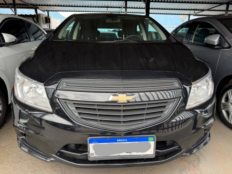 Ve�culo: Chevrolet (GM) - Onix - Joy 1.0 em Sert�ozinho