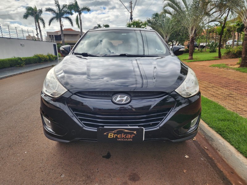 Ve�culo: Hyundai - IX 35 -  em Sert�ozinho