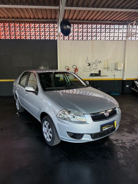Ve�culo: Fiat - Siena - 1.4 EL 4P.  em Ribeir�o Preto
