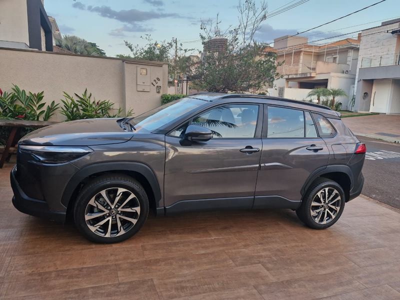 Ve�culo: Toyota - Corolla Cross - XRE 4P.  em Ribeir�o Preto