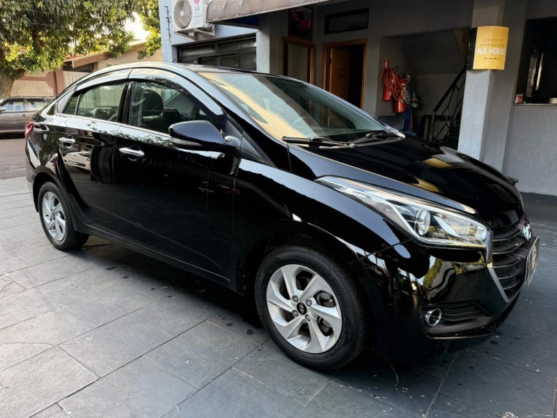 Ve�culo: Hyundai - HB 20 Sedan - 1.6 Aut Premium em Brodowski