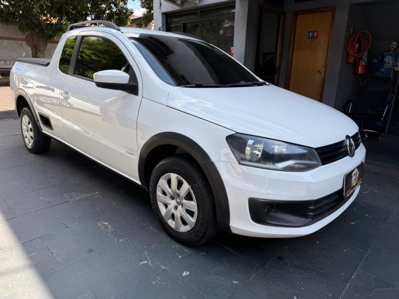 Ve�culo: Volkswagen - Saveiro - 1.6 Trendline CE em Brodowski