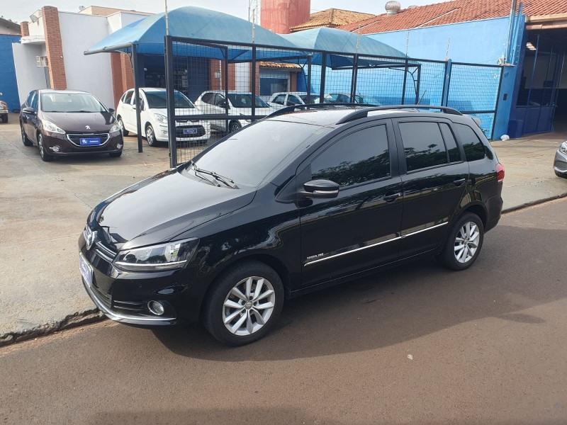 Ve�culo: Volkswagen - SpaceFox - Highline 1.6 MSI em Ribeir�o Preto