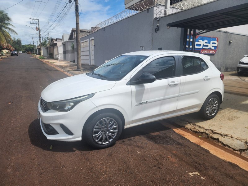 Ve�culo: Fiat - Argo - Drive Fire Fly 1.0 Flex em Ribeir�o Preto