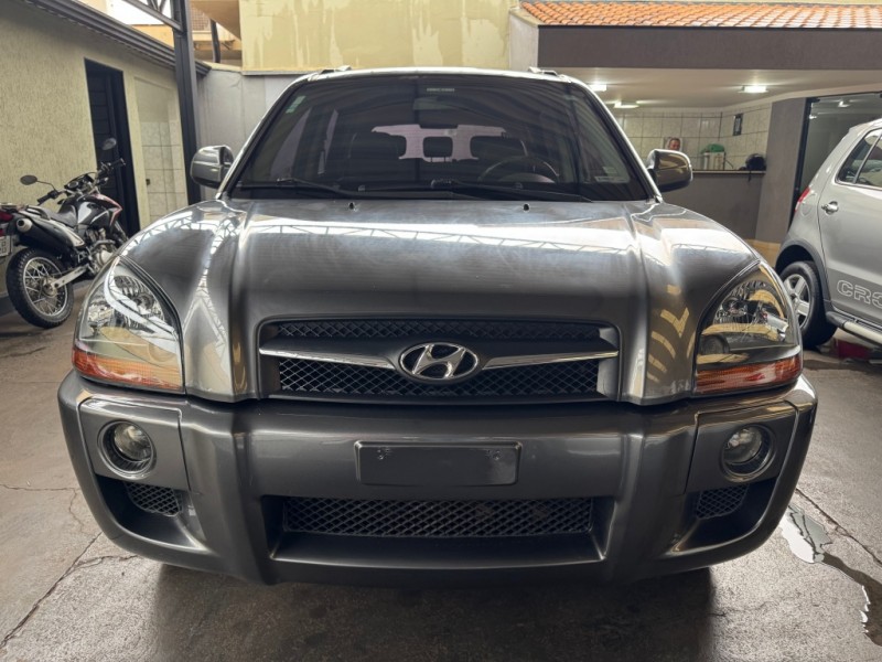 Ve�culo: Hyundai - Tucson -  em Sert�ozinho