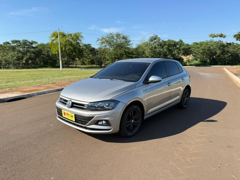 Ve�culo: Volkswagen - Polo Hatch - COMFORTLINE AUTOMATICO em Sert�ozinho