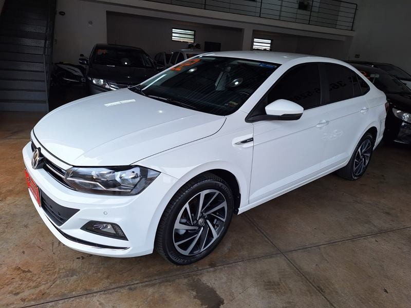 Ve�culo: Volkswagen - Virtus - Highline 1.0 200 Tsi Aut. 4P.  em Ribeir�o Preto