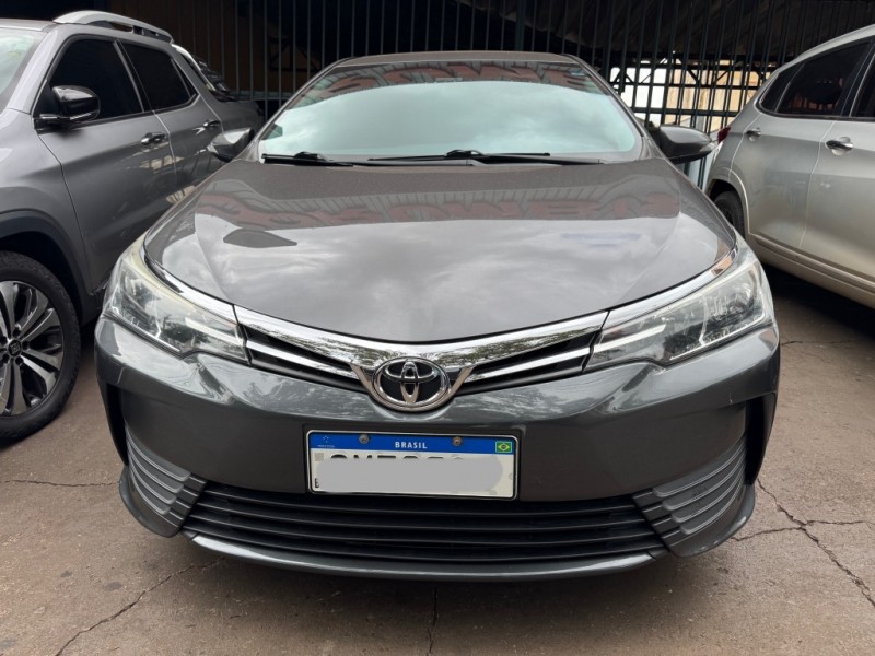 Ve�culo: Toyota - Corolla - GLI 1.8 em Sert�ozinho