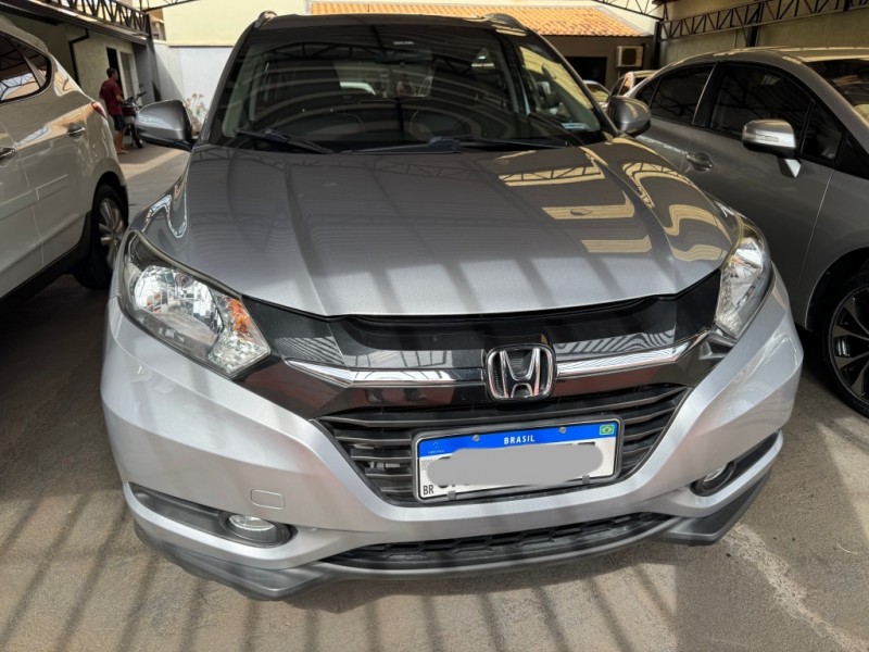 Ve�culo: Honda - HRV - EX em Sert�ozinho