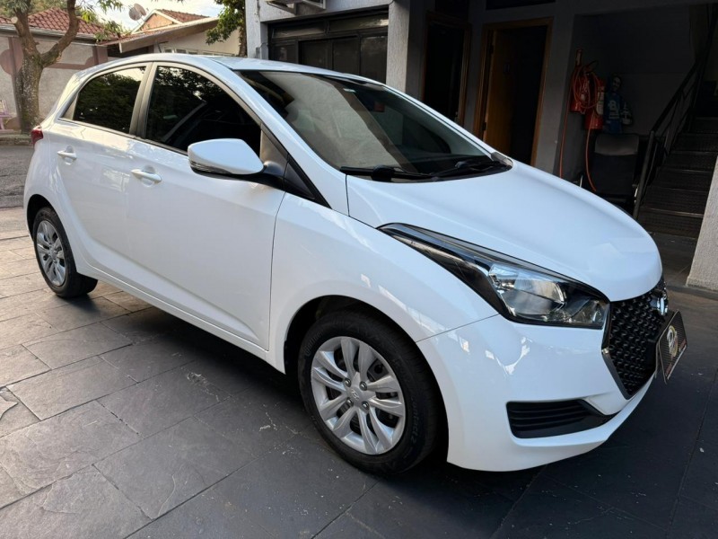 Ve�culo: Hyundai - HB 20 - COMFORT 1.0  em Brodowski