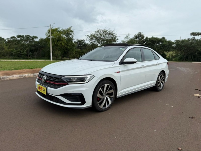 Ve�culo: Volkswagen - Jetta - GLI 350TSI 2.0 TURBO AUTOMATICO em Sert�ozinho