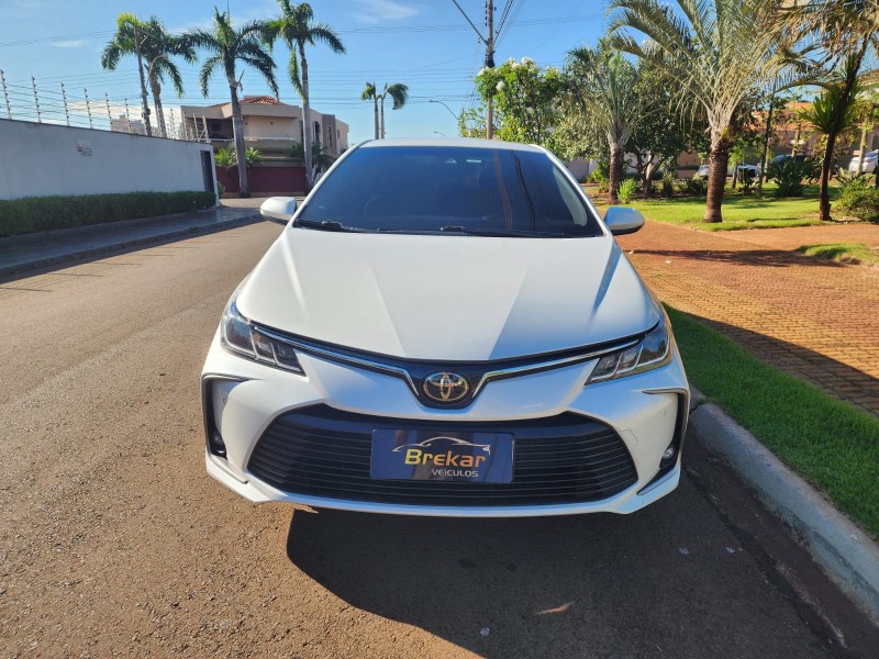 Ve�culo: Toyota - Corolla - XEI em Sert�ozinho