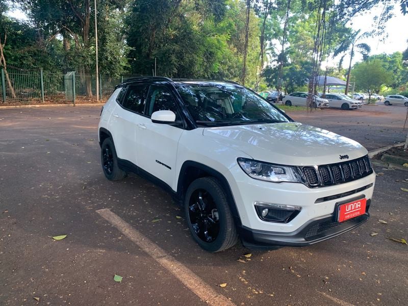 Ve�culo: Jeep - Compass - Longitude 4P. em Ribeir�o Preto