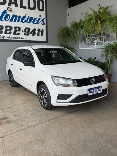 Ve�culo: Volkswagen - Voyage - 1.0L MC4 4P.  em Ribeir�o Preto