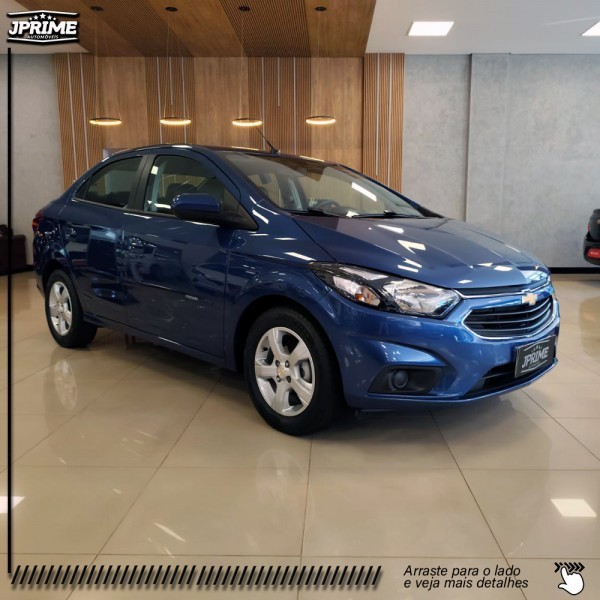 Ve�culo: Chevrolet (GM) - Prisma - 1.4 LT em Batatais