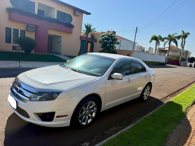 Ve�culo: Ford - Fusion - v6 3.0  em Sert�ozinho