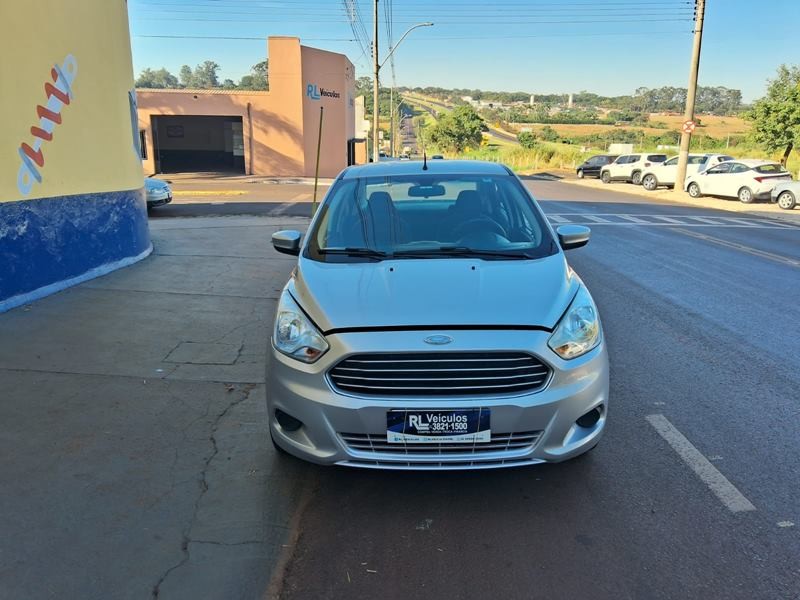 Ve�culo: Ford - Ka Sedan - 1.5 Sigma SE 4P.  em Orl�ndia