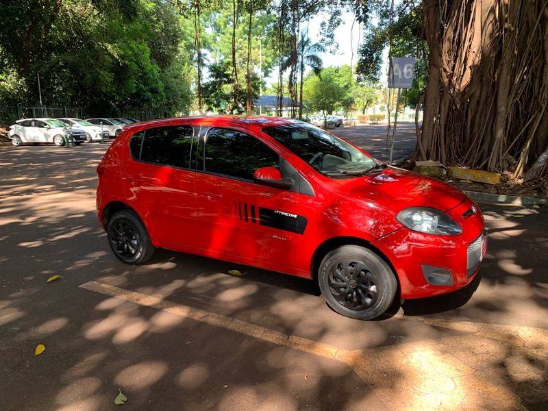 Ve�culo: Fiat - Palio - 1.0 EVO 4P.  em Ribeir�o Preto