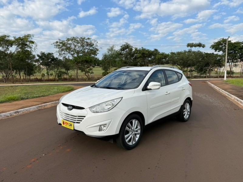 Ve�culo: Hyundai - IX 35 - GL FLEX AUTOMATICO COMPLETO em Sert�ozinho