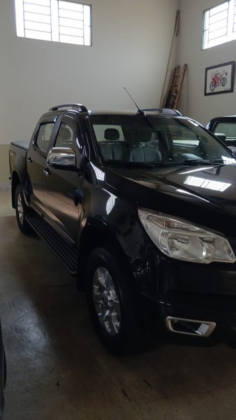 Ve�culo: Chevrolet (GM) - S-10 - LTZ 2.8 4X4 Aut. 4P.   em Sales Oliveira