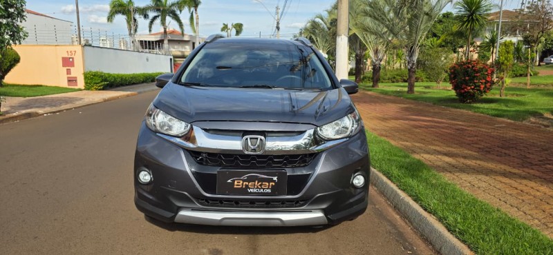 Ve�culo: Honda - WR-V - EX em Sert�ozinho