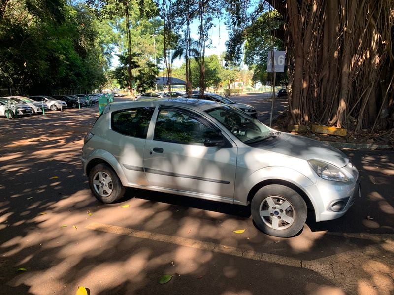 Ve�culo: Ford - Ka - GL 2P. em Ribeir�o Preto