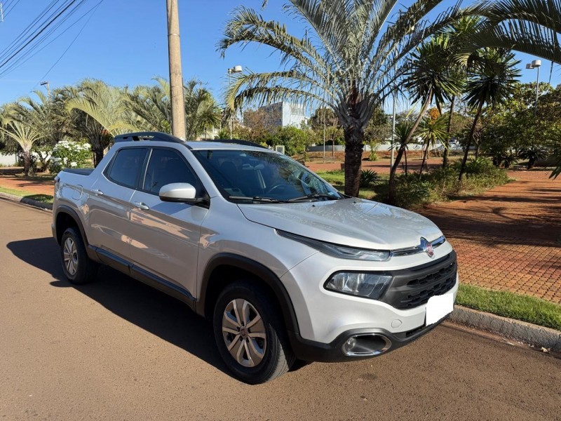 Ve�culo: Fiat - Toro - FREEDOM 1.8 em Sert�ozinho
