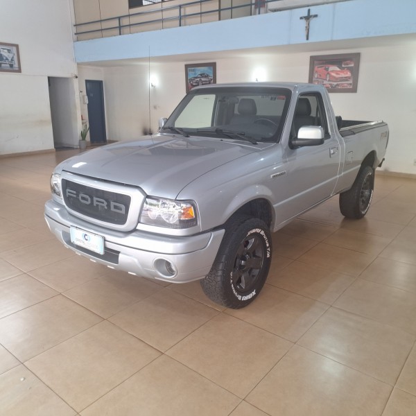 Ve�culo: Ford - Ranger - XLS  em Ribeir�o Preto