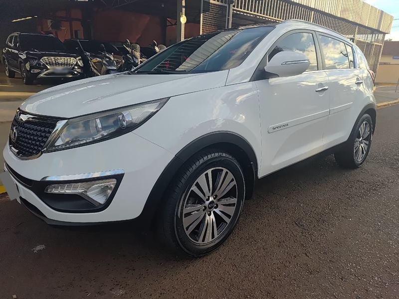 Ve�culo: Kia - Sportage - EX2 Aut. 4P.  em Orl�ndia