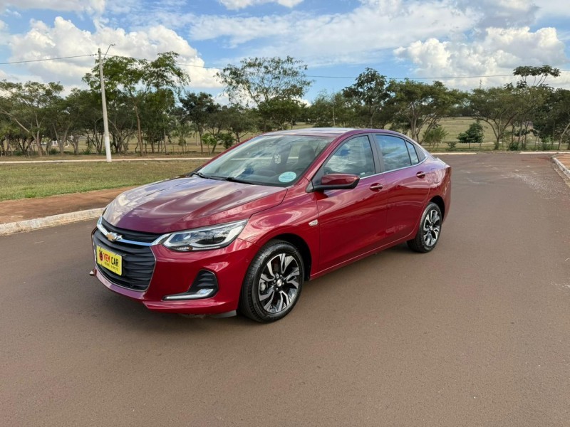 Ve�culo: Chevrolet (GM) - Onix - SEDAN PLUS PREMIER em Sert�ozinho