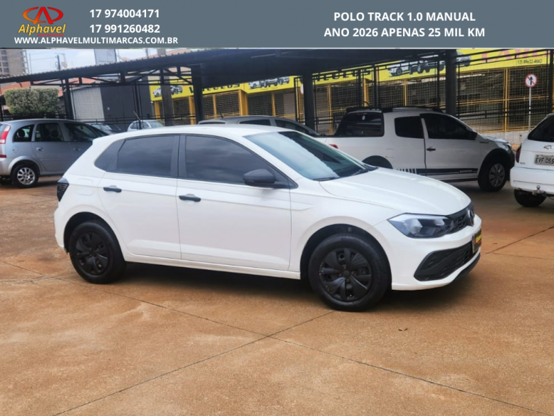 Ve�culo: Volkswagen - Polo Hatch - POLO TRACK 1.0 FLEX MANUAL em Bebedouro