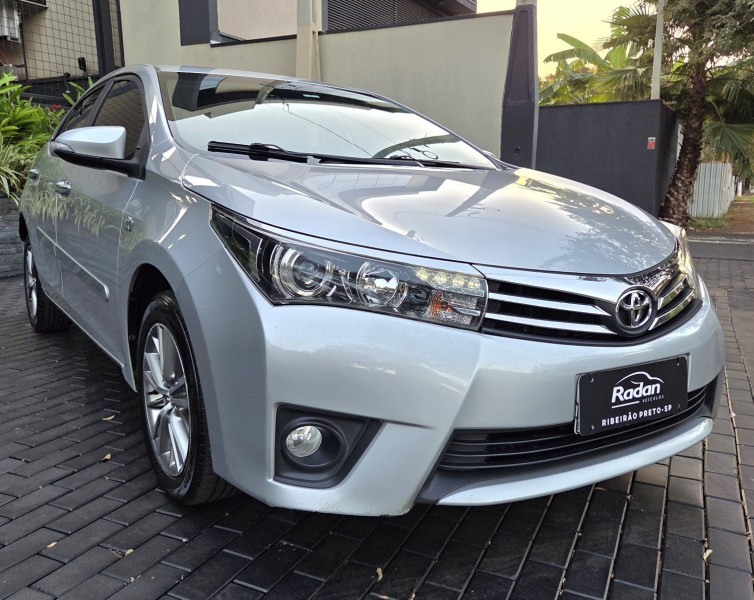 Ve�culo: Toyota - Corolla - Toyota Altis 2.0 Flex 16v Aut. em Ribeir�o Preto