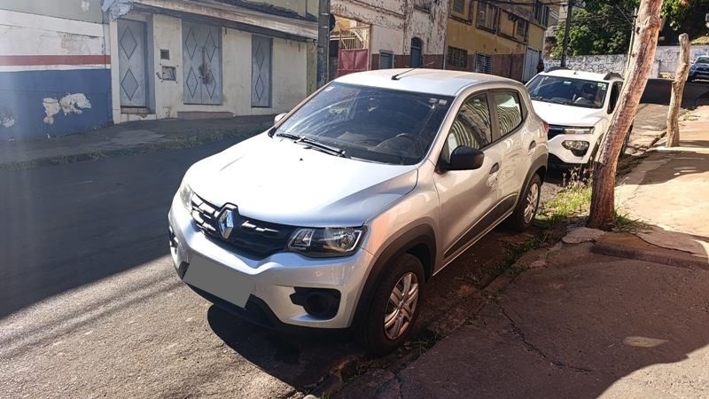 Ve�culo: Renault - Kwid - Zen 4P.  em Ribeir�o Preto