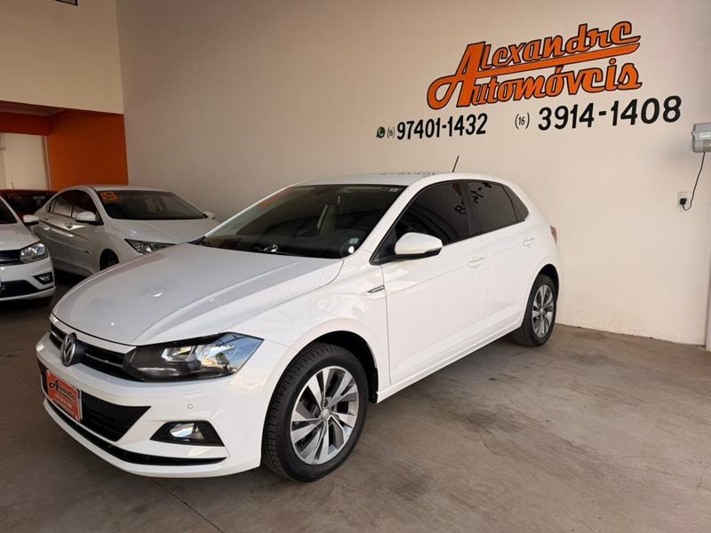 Ve�culo: Volkswagen - Polo Hatch - Comfortline 200 TSI Aut. 4P.  em Ribeir�o Preto