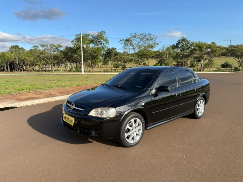 Ve�culo: Chevrolet (GM) - Astra Sedan - ADVANTAGE COMPLETO em Sert�ozinho