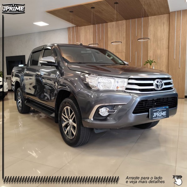 Ve�culo: Toyota - Hilux - SRV 2.8 em Batatais